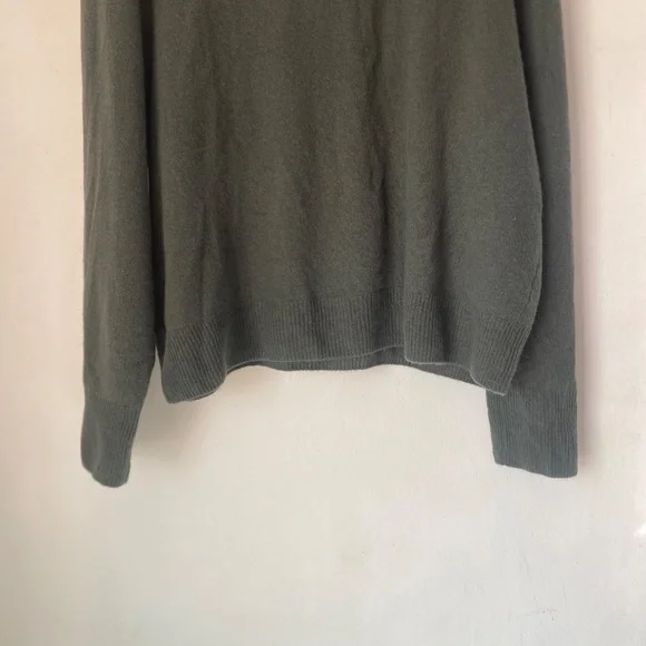 Quince L Mongolian Cashmere Boatneck Sweater - Picture 12 of 14